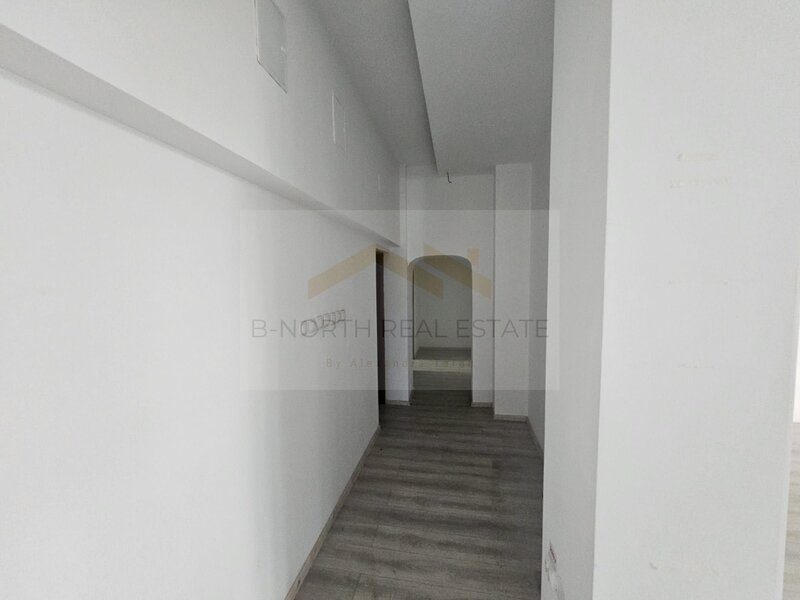 Spatiu comercial 216 mp, vitrina stradala, Calea Grivitei – Pod Basarab