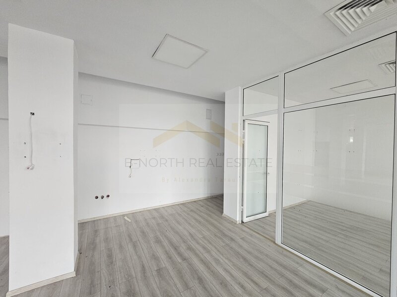 Spatiu comercial 216 mp, vitrina stradala, Calea Grivitei – Pod Basarab